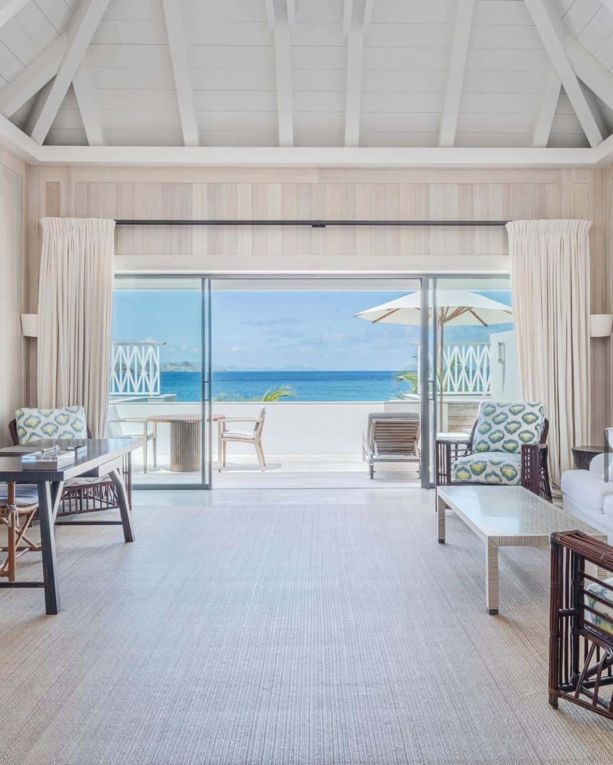 © Cheval Blanc – Visuel officiel | Source : Instagram @chevalblancstbarth