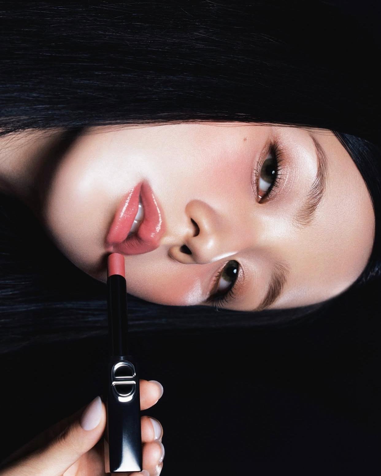 © Dior Beauty – Visuel officiel | Source : Instagram @diorbeauty